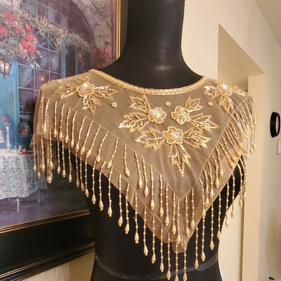 Vintage Accessories - Art Deco hand beaded sequined Capelet Collar